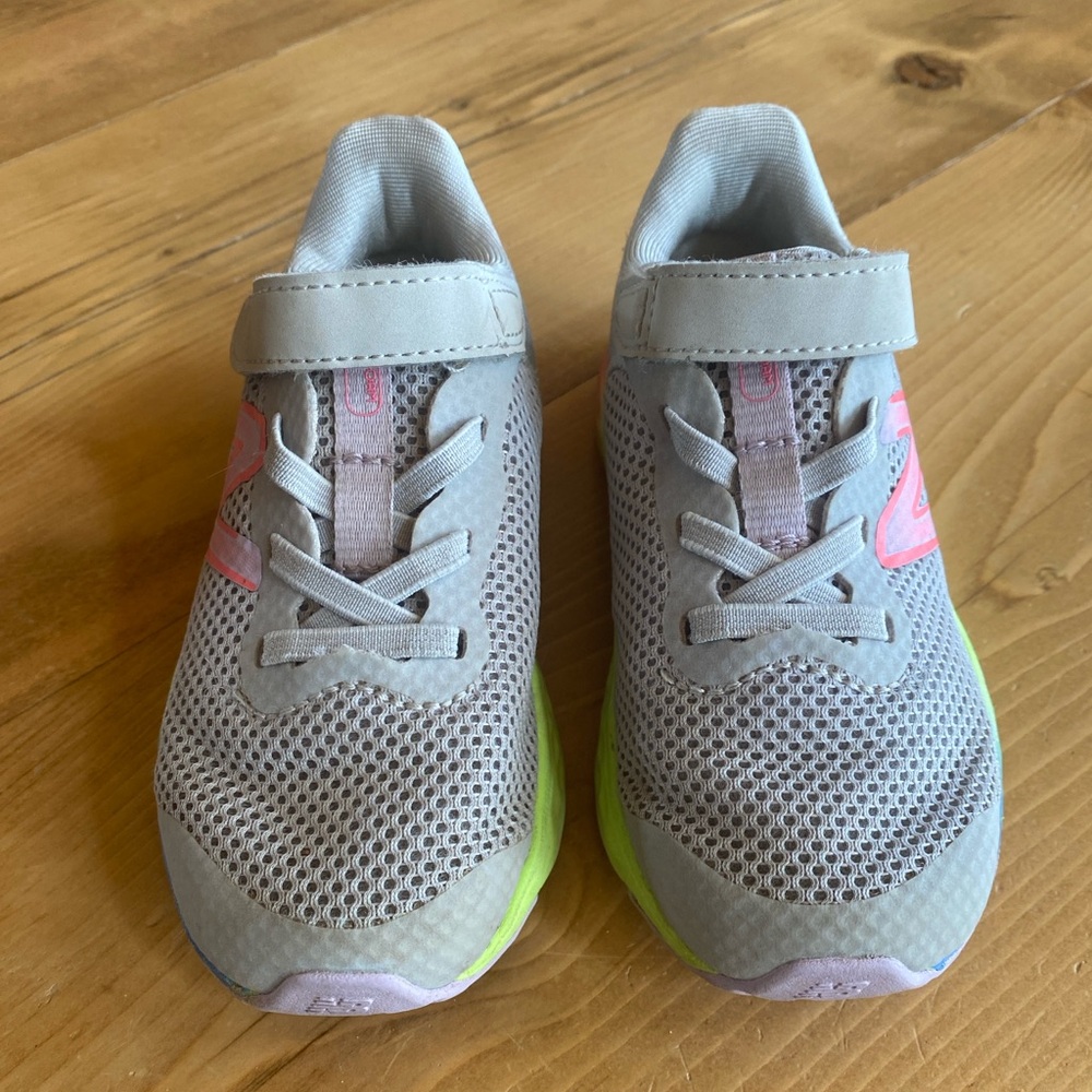 New Balnce running shoes